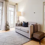BOUTIQUE Rentals-Flores Plaza in city historical center