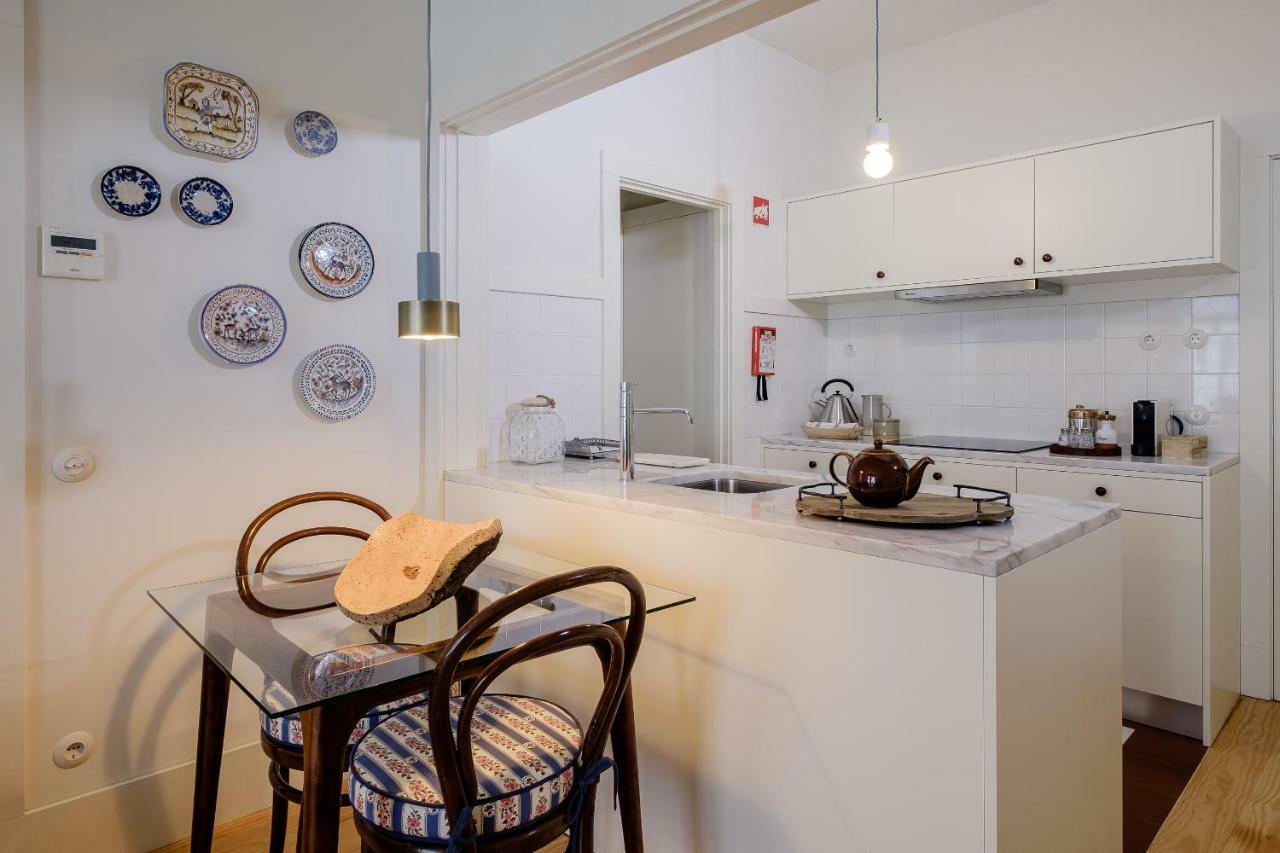 Boutique Rentals-flores Plaza In Historical Center Apartamento Oporto